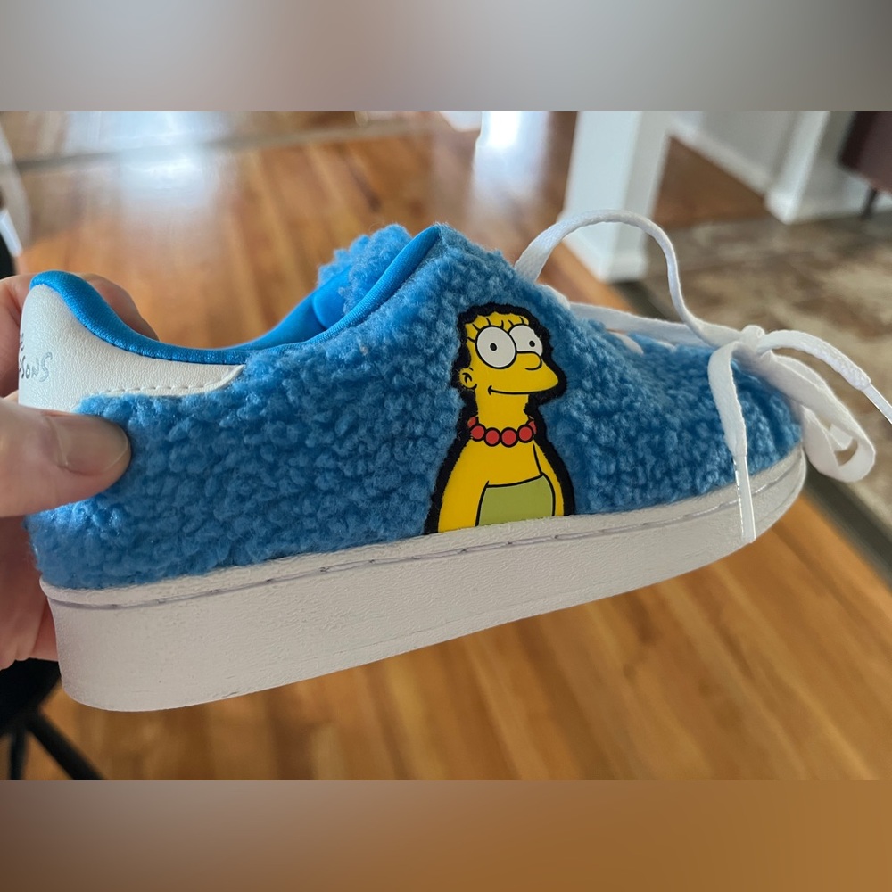 NWT Adidas kids sneakers